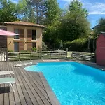 Les Cabanons 3* دارْدييِ