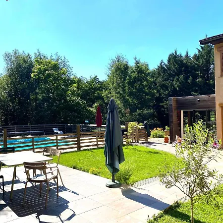 Bed & Breakfast Les Cabanons *