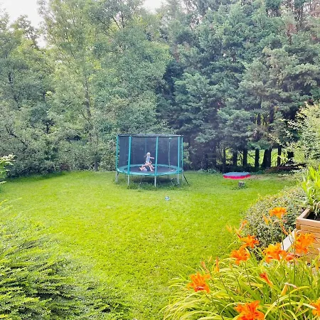 Les Cabanons Nocleg ze śniadaniem 3*